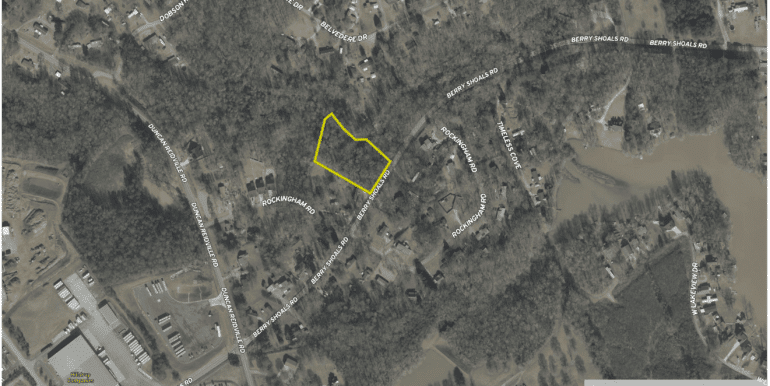 1561025 Aerial 2