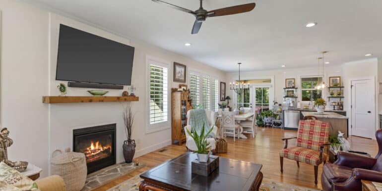 13-web-or-mls-DeerThicket013