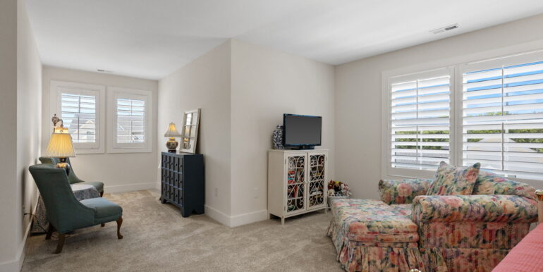 37-web-or-mls-DeerThicket037