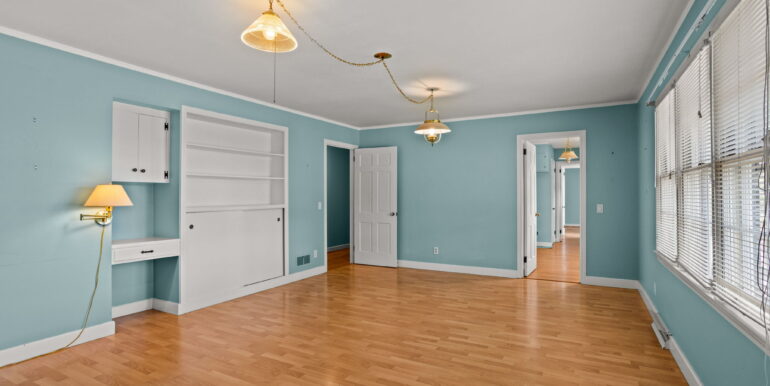 12-web-or-mls-SandySpr012