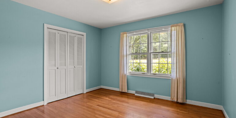 25-web-or-mls-SandySpr025